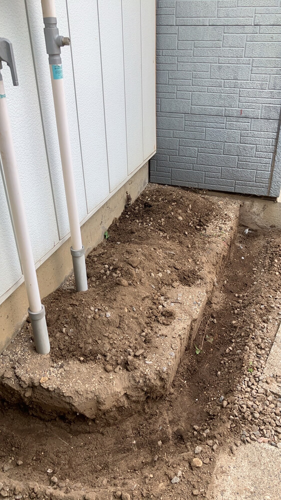 花壇のリニューアル