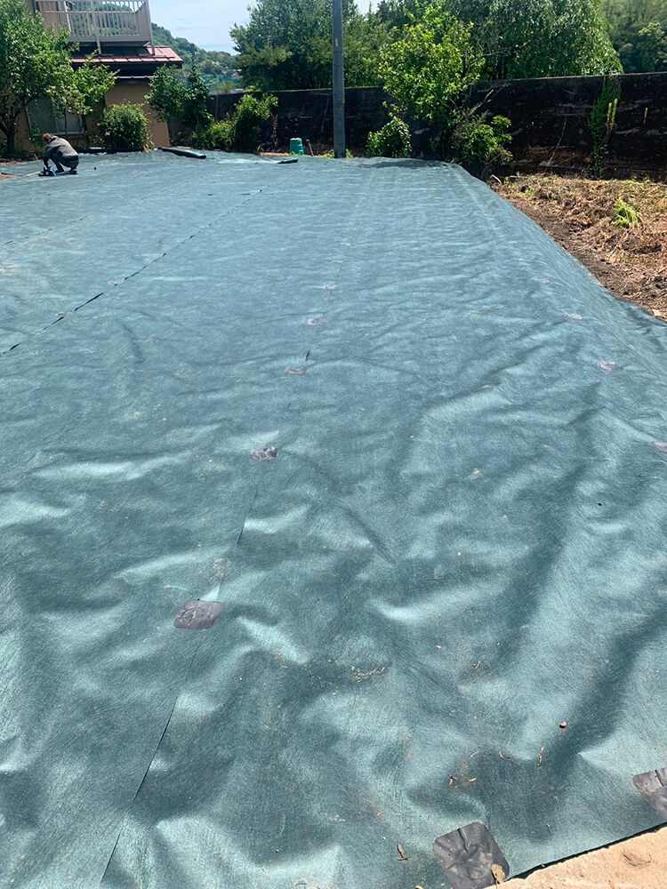 防草シート張り工事