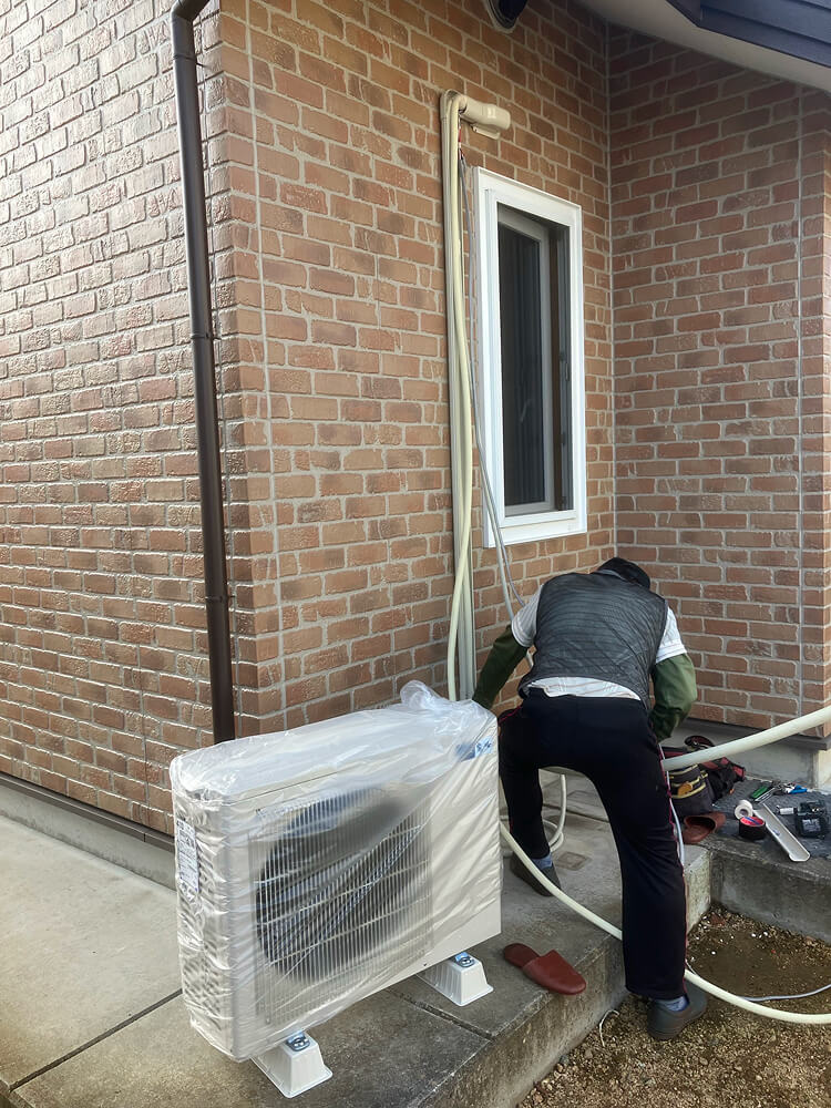 エアコンの取り付け